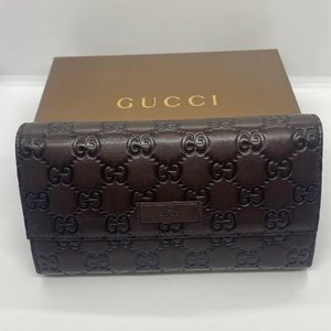 Trifold Gucci GG leather wallet